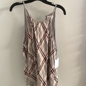 Bella Dahl top. Never worn with tag.